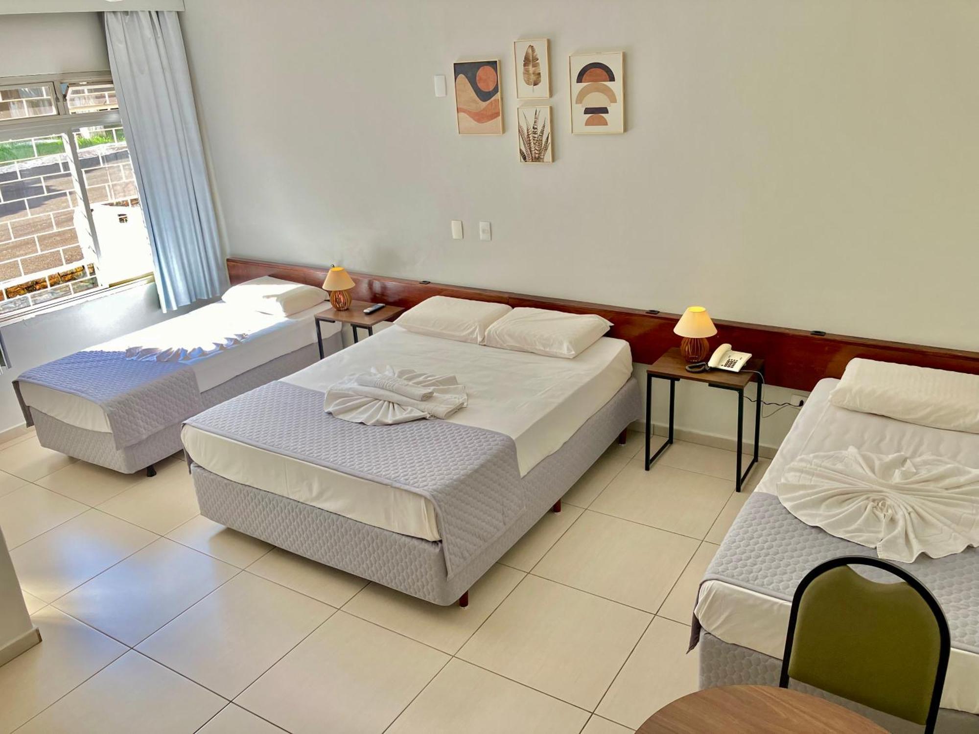 Hotel Monalisa Фос ду Игуасу Екстериор снимка